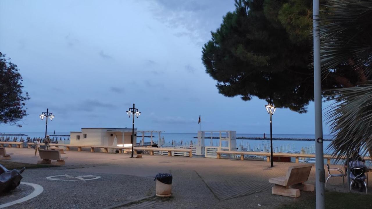 Hotel Fortuna San Bartolomeo Al Mare Dış mekan fotoğraf